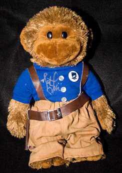 cap_monk_pants.jpg