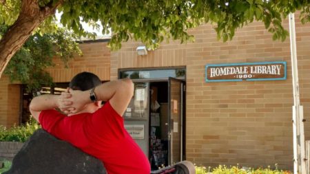 333 - Homedale GYL - 7.21.2017 - Relaxing at the library